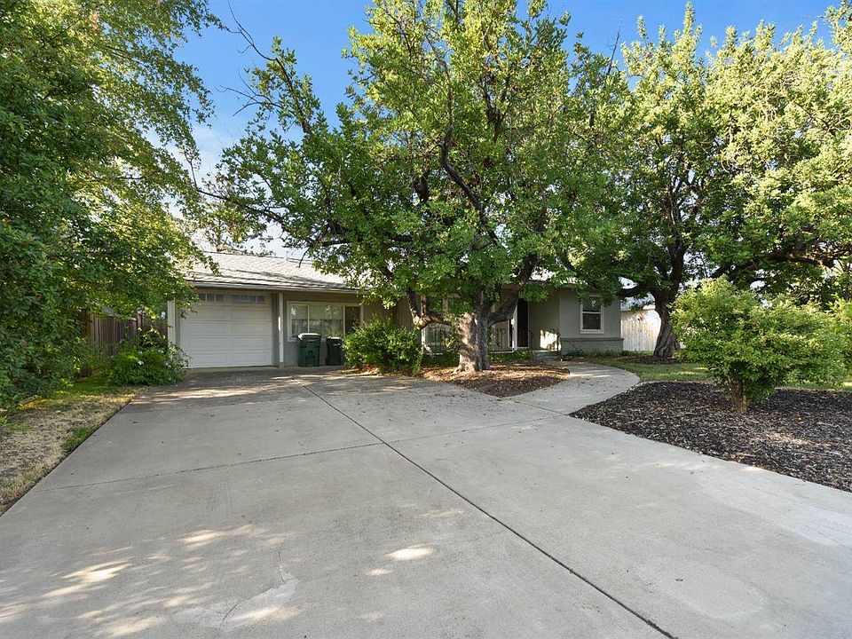 1st image of 3921 Kings Way