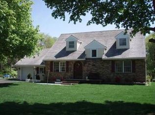 36 Sanders Pl, Pompton Plains, NJ 07444