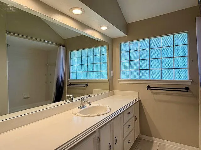 3602 Chapel Square Dr — Photo 26