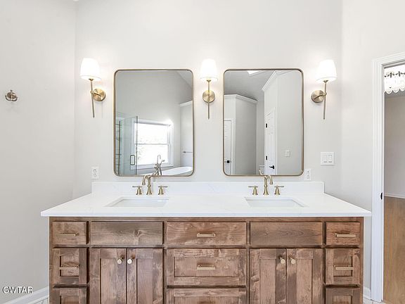 29th image of this home