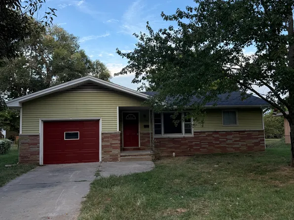 2140 N Kentwood Ave, Springfield, MO 65803