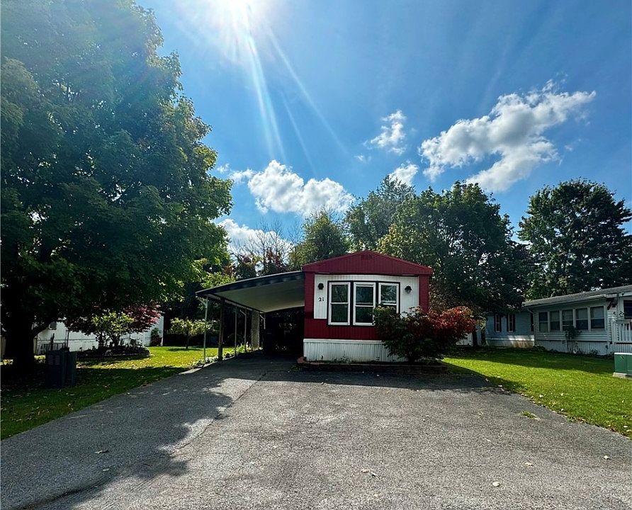 1st image of 21 Briarwood Ter