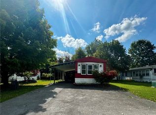 21 Briarwood Ter, Batavia, NY 14020