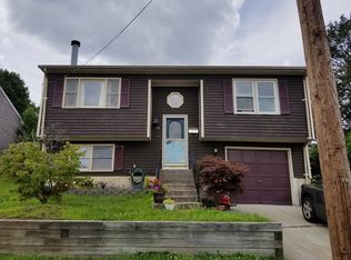 74 Kinfield St, Providence, RI 02909