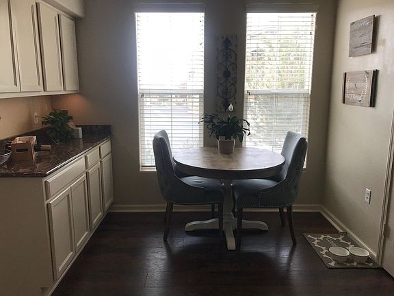 Breakfast nook