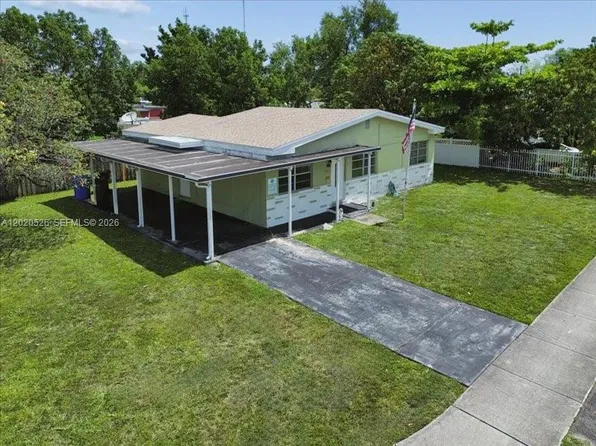 5761 SW 41st St, Hollywood, FL 33023