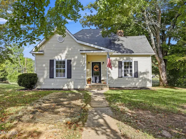 5820 Atkins Rd, Knoxville, TN 37918