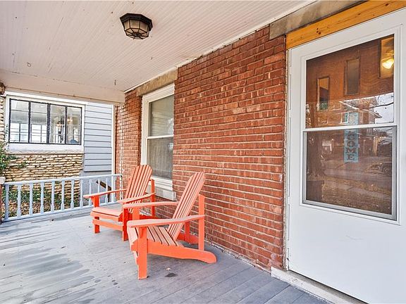 2nd image of 424 N 16th St