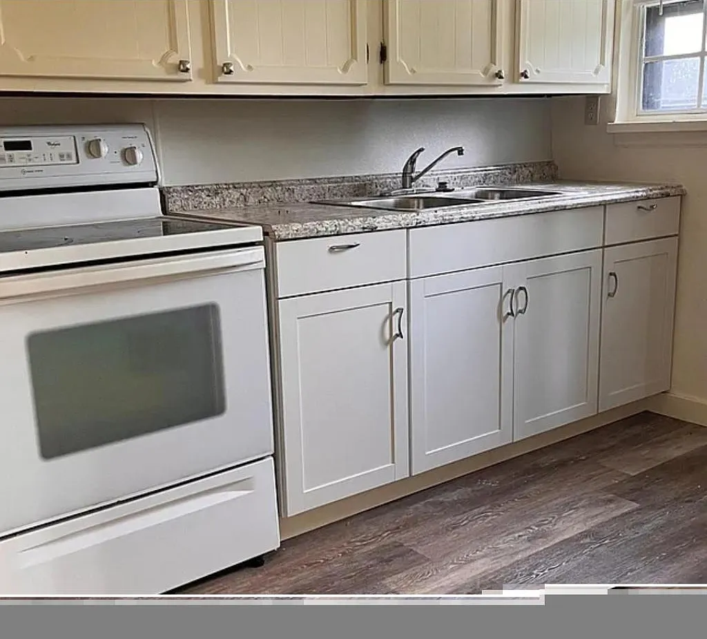32 Seminary Ave — Photo 4