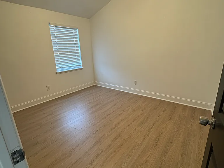 6012 Turner St — Photo 13