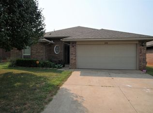 12108 SW 10th St, Yukon, OK 73099