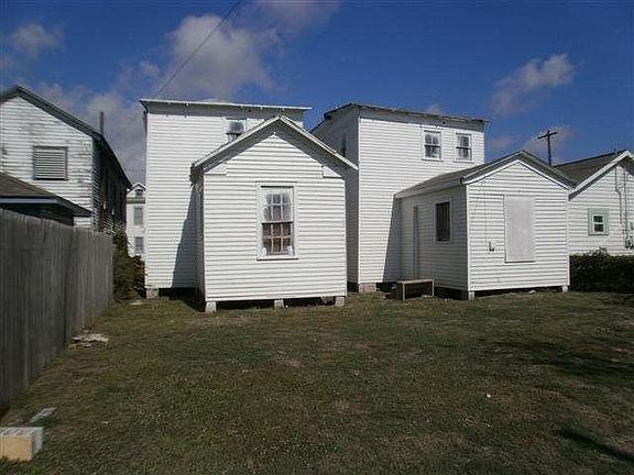 5th image of 4319 Sealy St