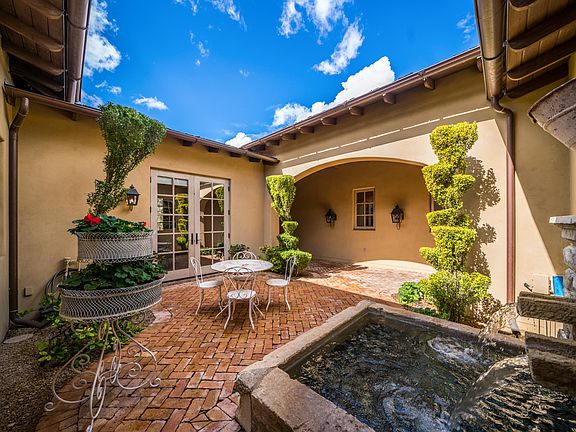 2nd image of 5525 E Lincoln Dr #111