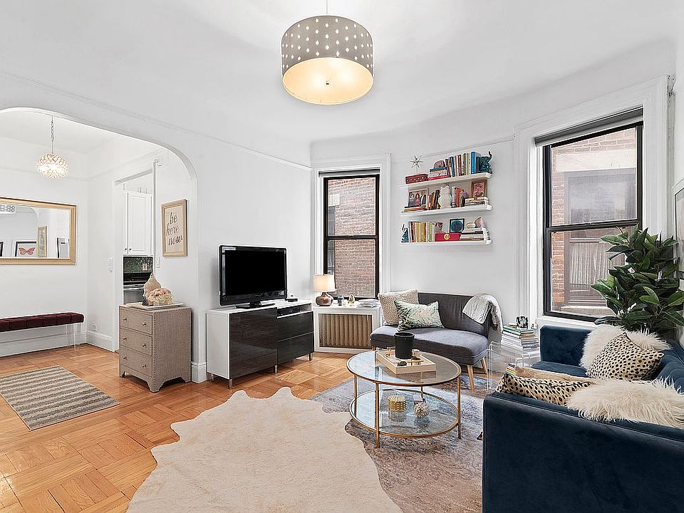 1st image of 109 W 82nd St APT 4C