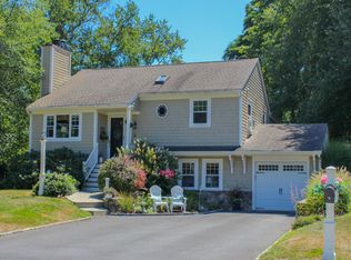 35 Addy Dr, Bristol, RI 02809