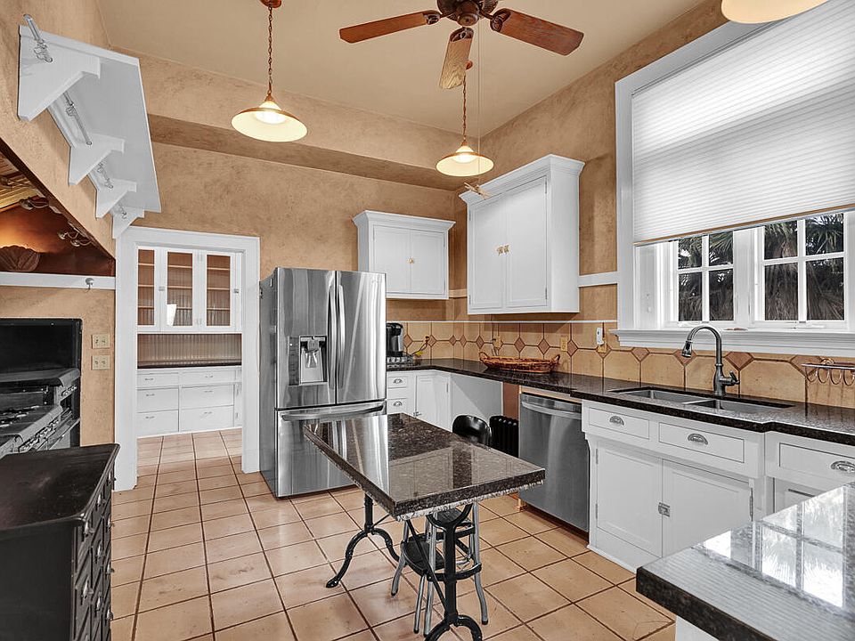 226-pennsylvania-cir-el-paso-tx-79903-zillow