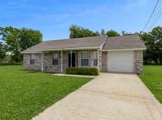 1208 Melody Cir, Kaufman, TX 75142