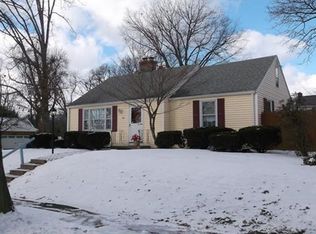 106 Weymouth St, Springfield, MA 01108