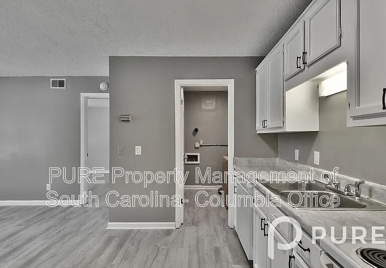 1011 Beatty Rd #B4 — Photo 17