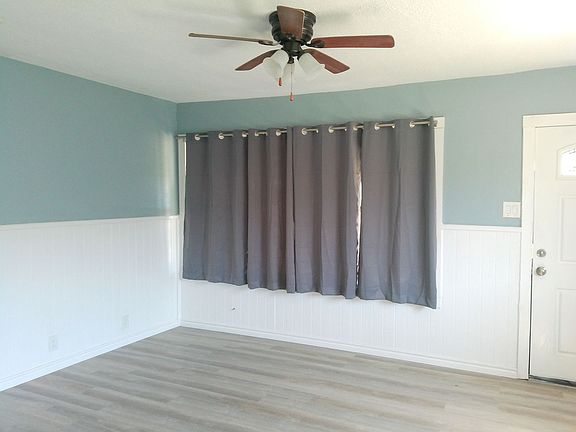 2nd image of 4313 Molina Dr