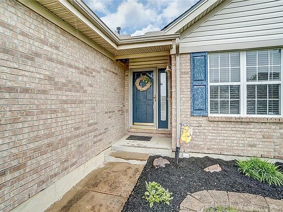 4th image of 6821 Mistyview Ct