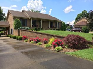 221 Rolling Ridge Ln, Shepherdsville, KY 40165