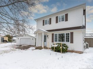 135 Morningside Dr, Moncton, NB E1G 1Z2