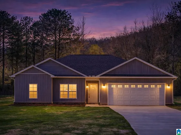 256 Deerfield Cir, Anniston, AL 36207