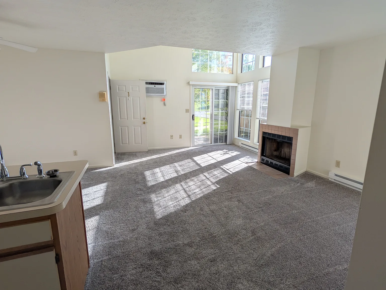 3860 Indian Run Dr — Photo 3