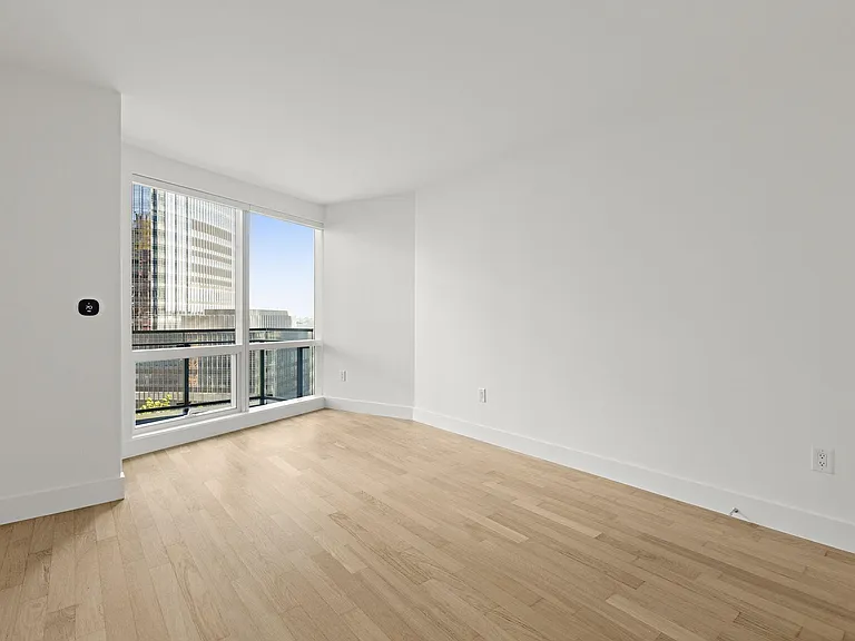 77 Hudson St #1409 — Photo 11