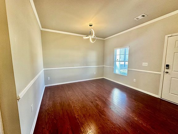 3rd image of 66 Harmony Creek Ln