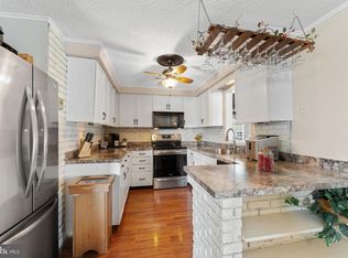 116 Kent Point Rd, Stevensville, MD 21666