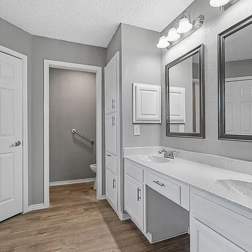 4049 Saint Christopher Ln — Photo 10