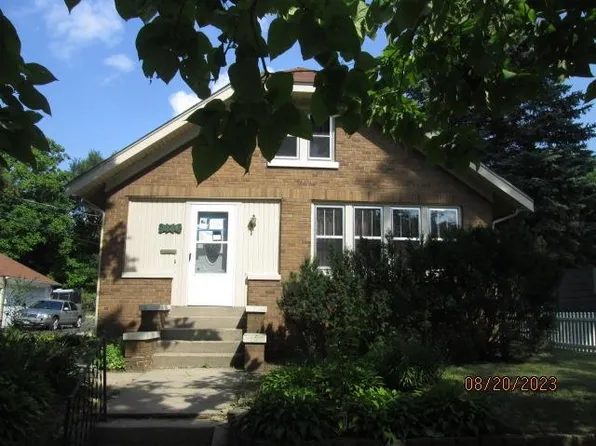 1324 Magnolia St, Rockford, IL 61104