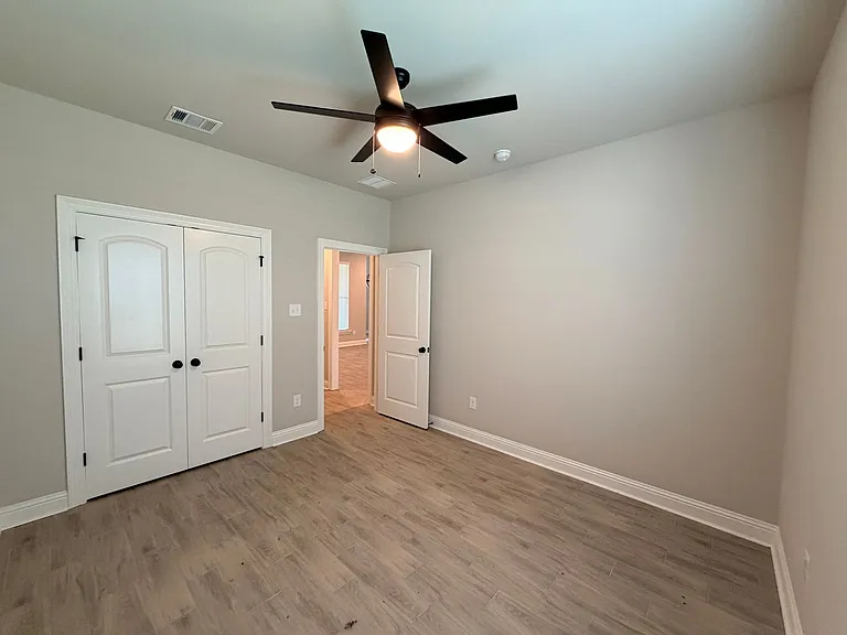 277 Saint Edmunds Way — Photo 23