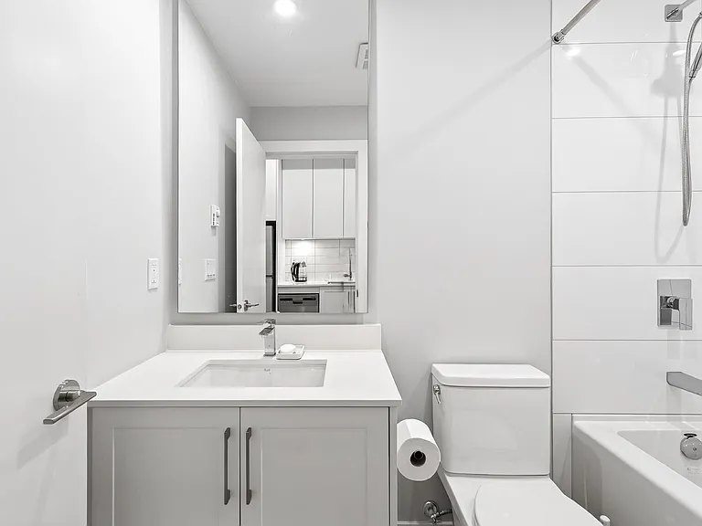 1930 Starling Dr #109 — Photo 16