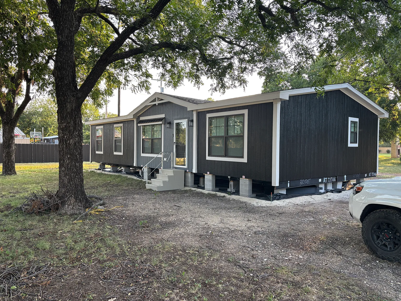 3 bed, 1400 sqft, $2,500 — Photo 1