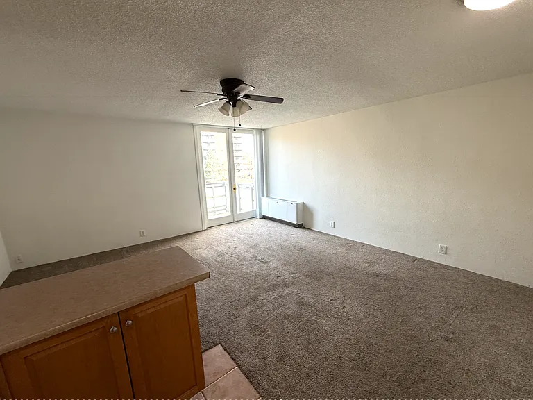 2500 S York St #411 — Photo 6