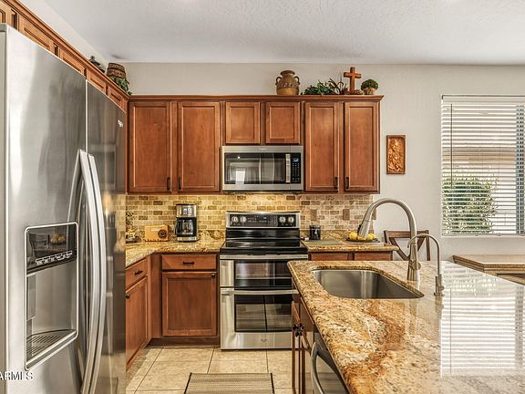 3rd image of 7348 W RED HAWK Drive