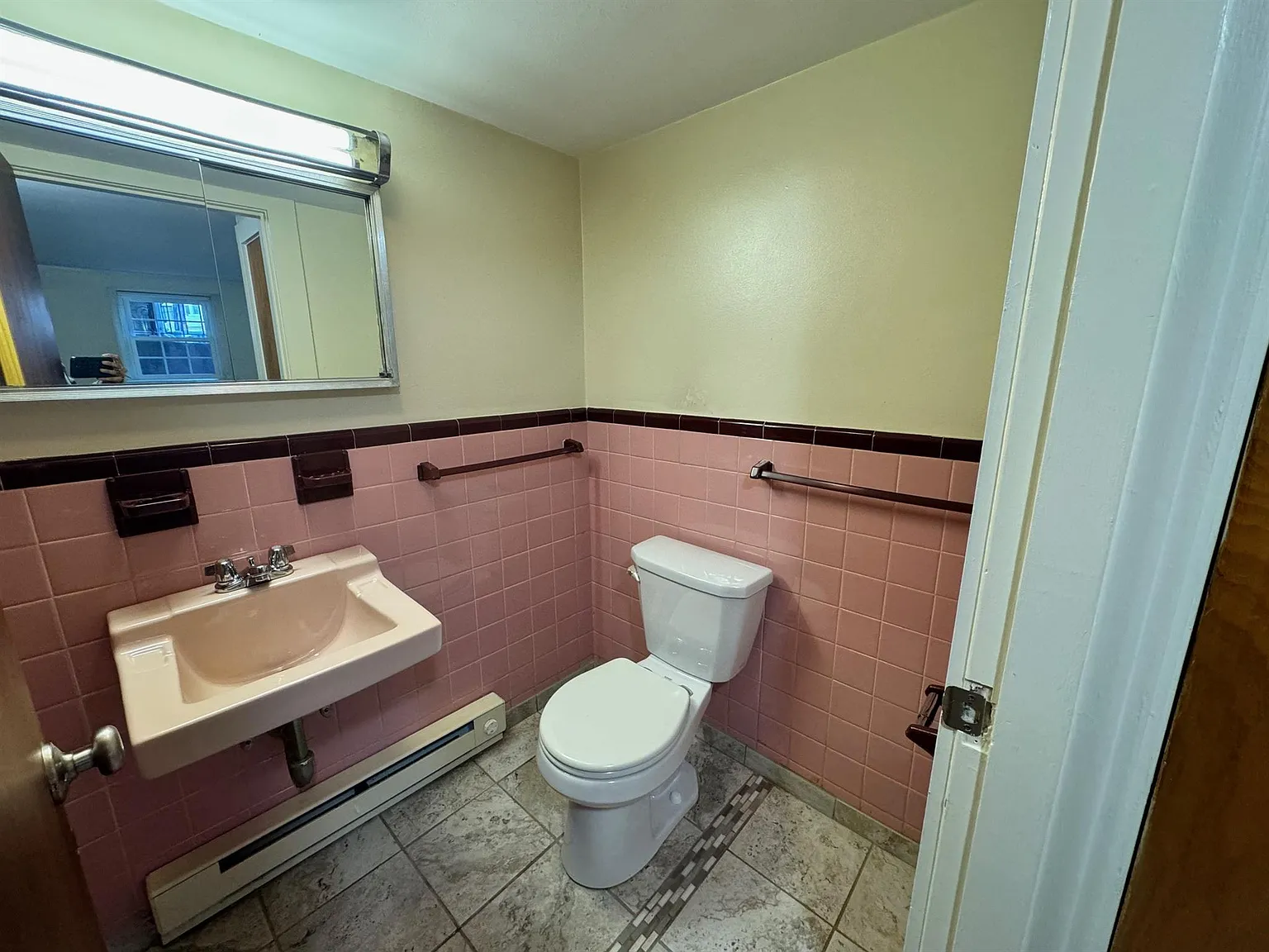 15 Highland Ave — Photo 4