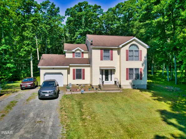 265 Marcel Dr, Dingmans Ferry, PA 18328