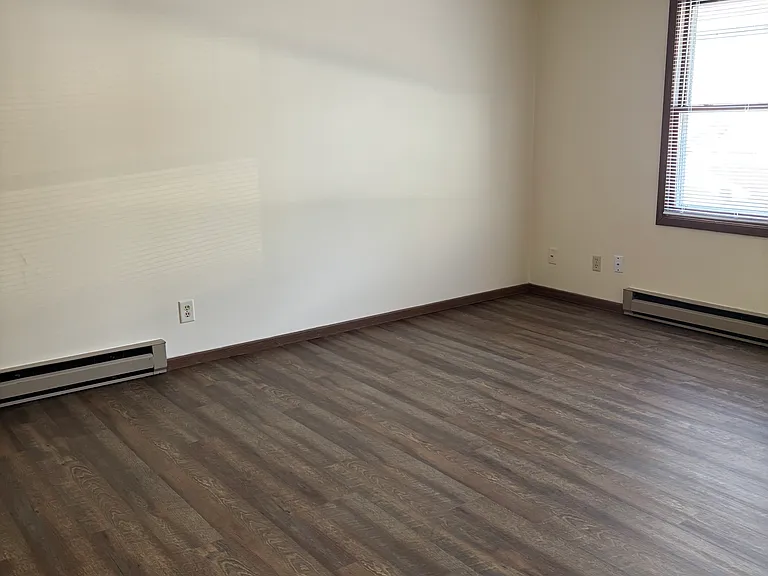 1118 Dutchman Ct — Photo 11