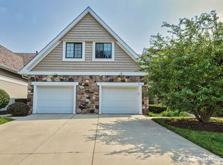 2509 Windsor Ln, Northbrook, IL 60062