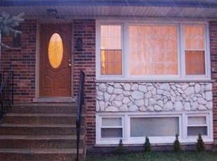 4860 N Kruger Ave, Chicago, IL 60630