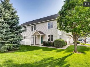 1580 Countryside Dr, Shakopee, MN 55379