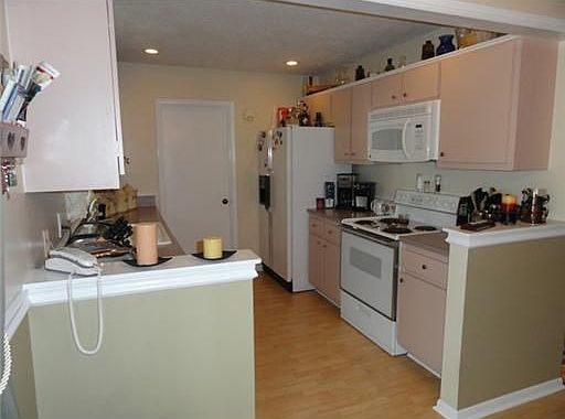 Home For Sale In Ixora Park