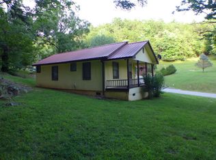 532 Queen Branch Rd, Franklin, NC 28734