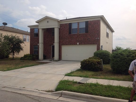 3rd image of 617 Northgap Dr