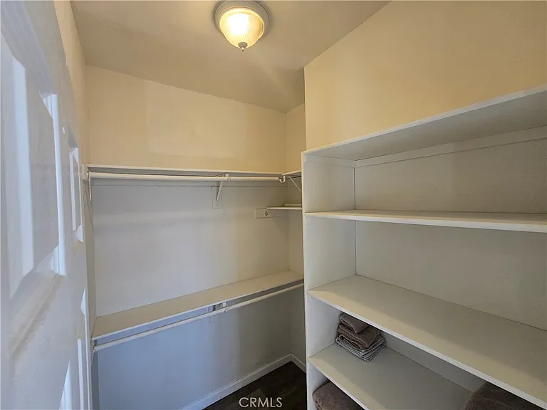 8026 Telegraph Rd — Photo 18