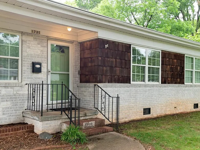 1735 Woodland Dr — Photo 14